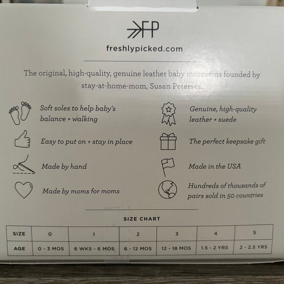 Harry Potter Marauders Map Freshly Picked Moccasins Size 2 New In Box - Picture 2 of 3